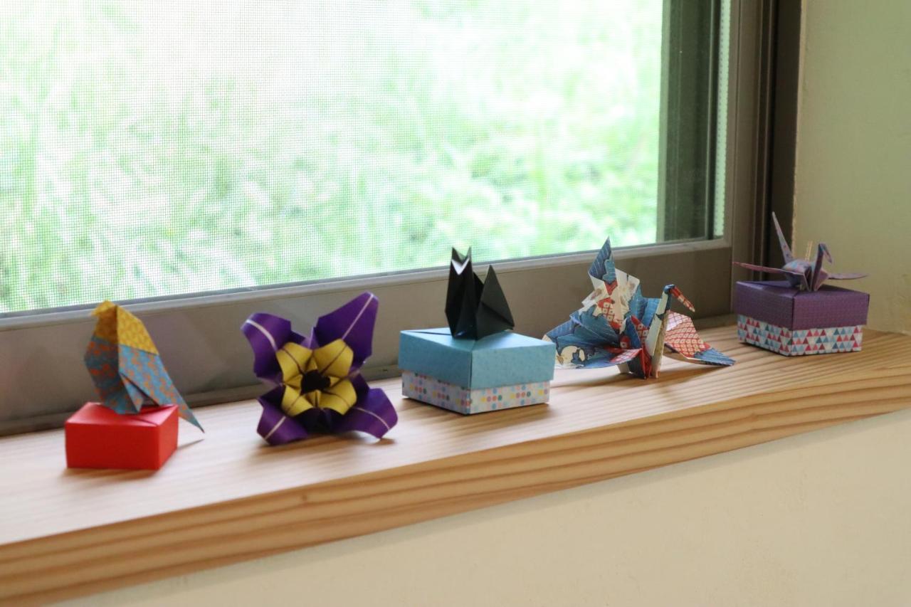 猫と図書館のある宿 草地家 Kusachike Minamiawaji Buitenkant foto