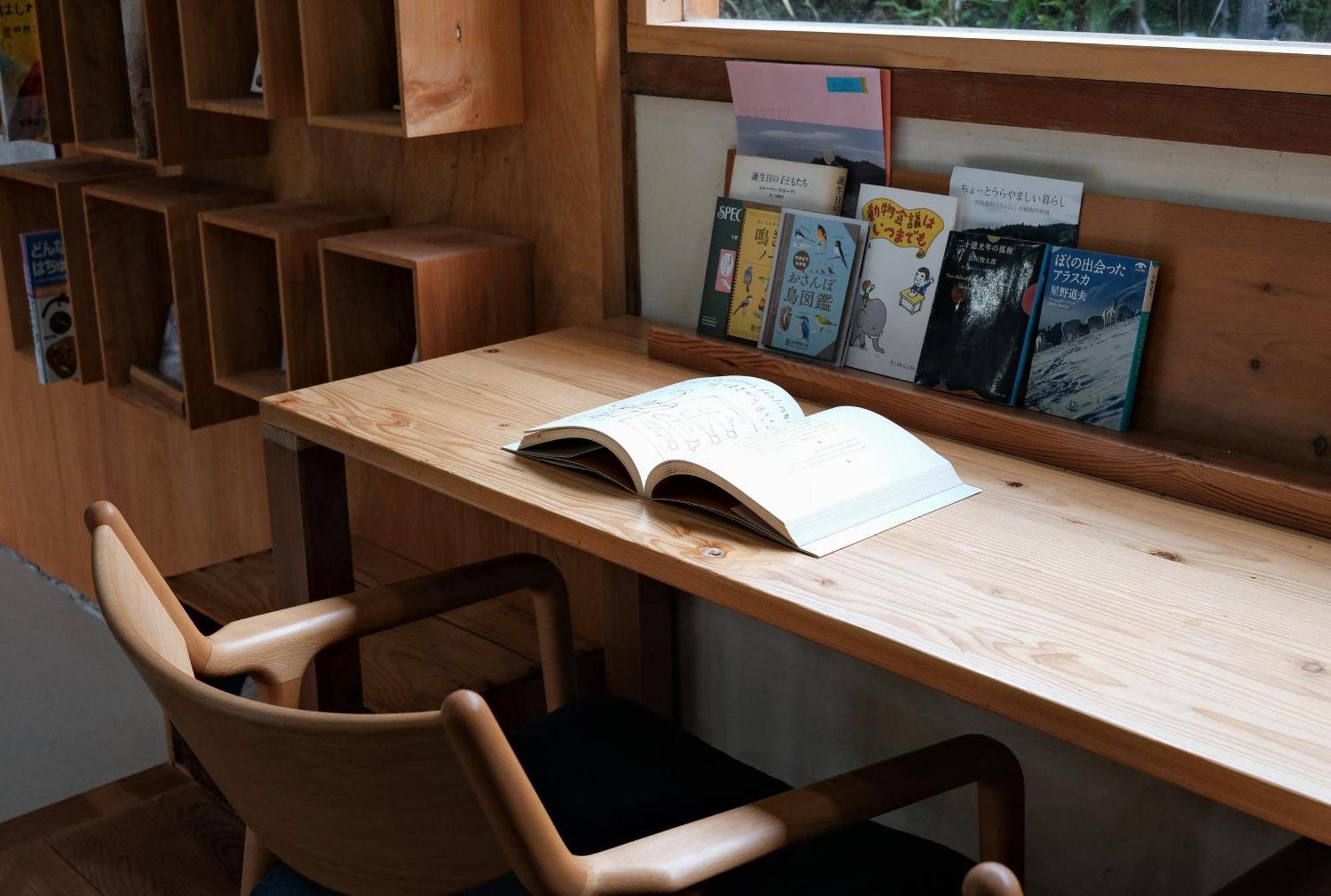 猫と図書館のある宿 草地家 Kusachike Minamiawaji Buitenkant foto