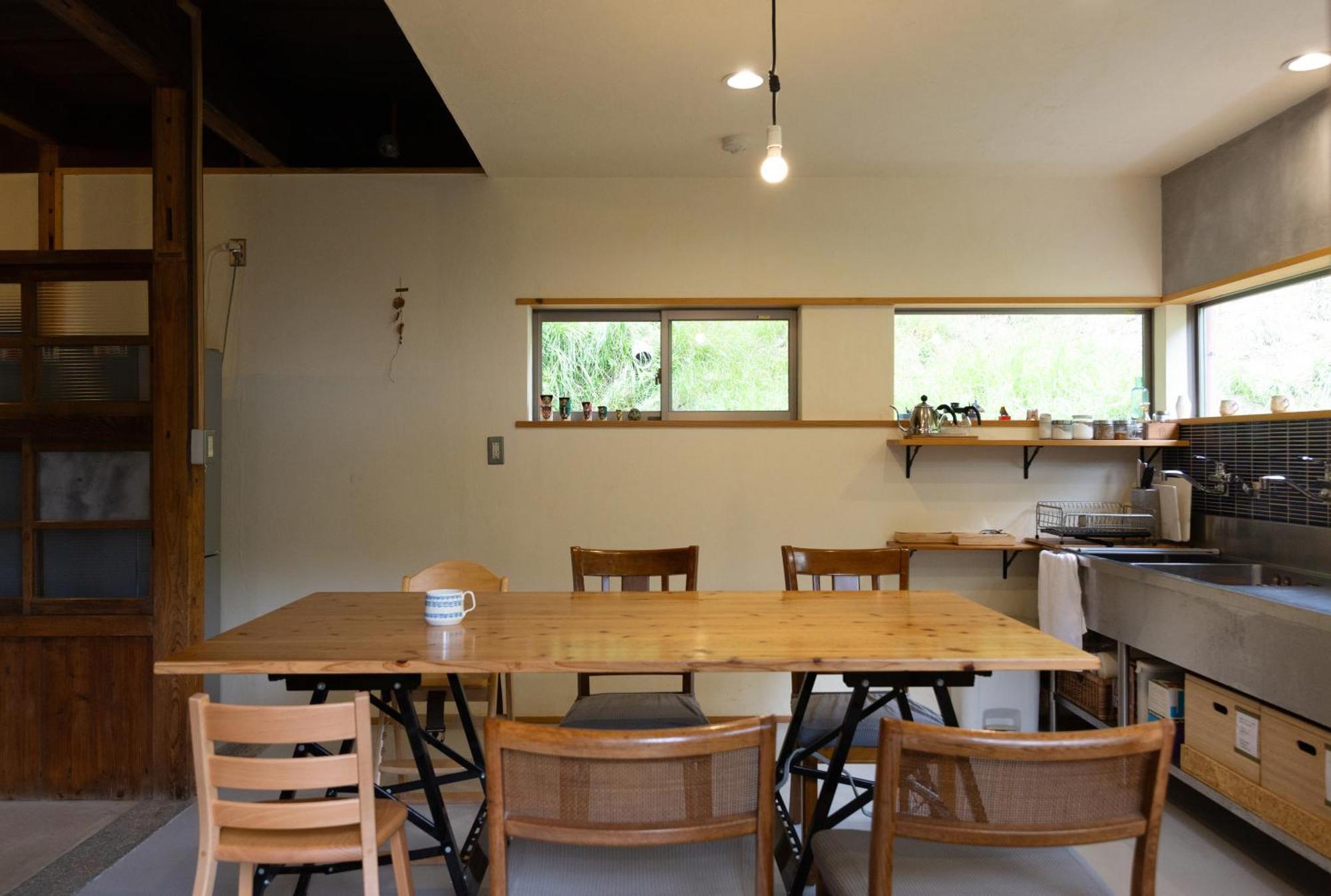 猫と図書館のある宿 草地家 Kusachike Minamiawaji Buitenkant foto